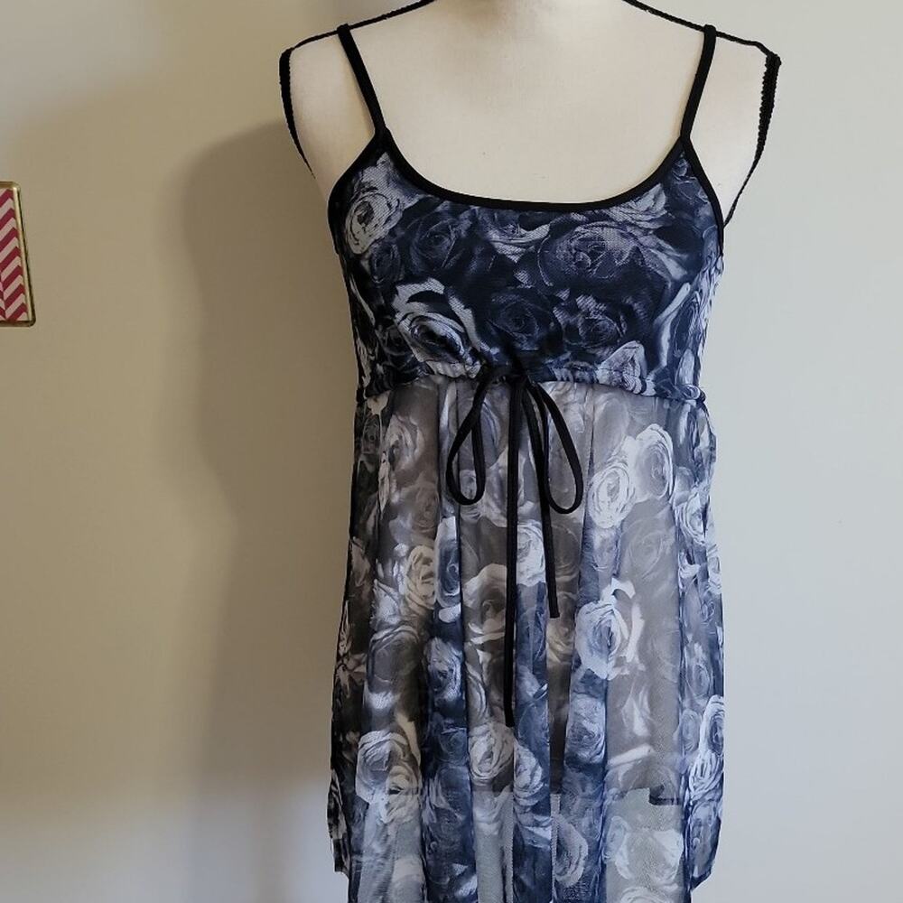 Vintage Y2K No Boundaries Floral Mesh Babydoll Cami Top Black Rose Lined